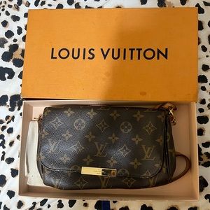 Louis Vuitton monogram favorite PM